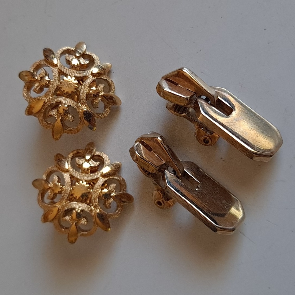 Vintage Monet Clip Earrings